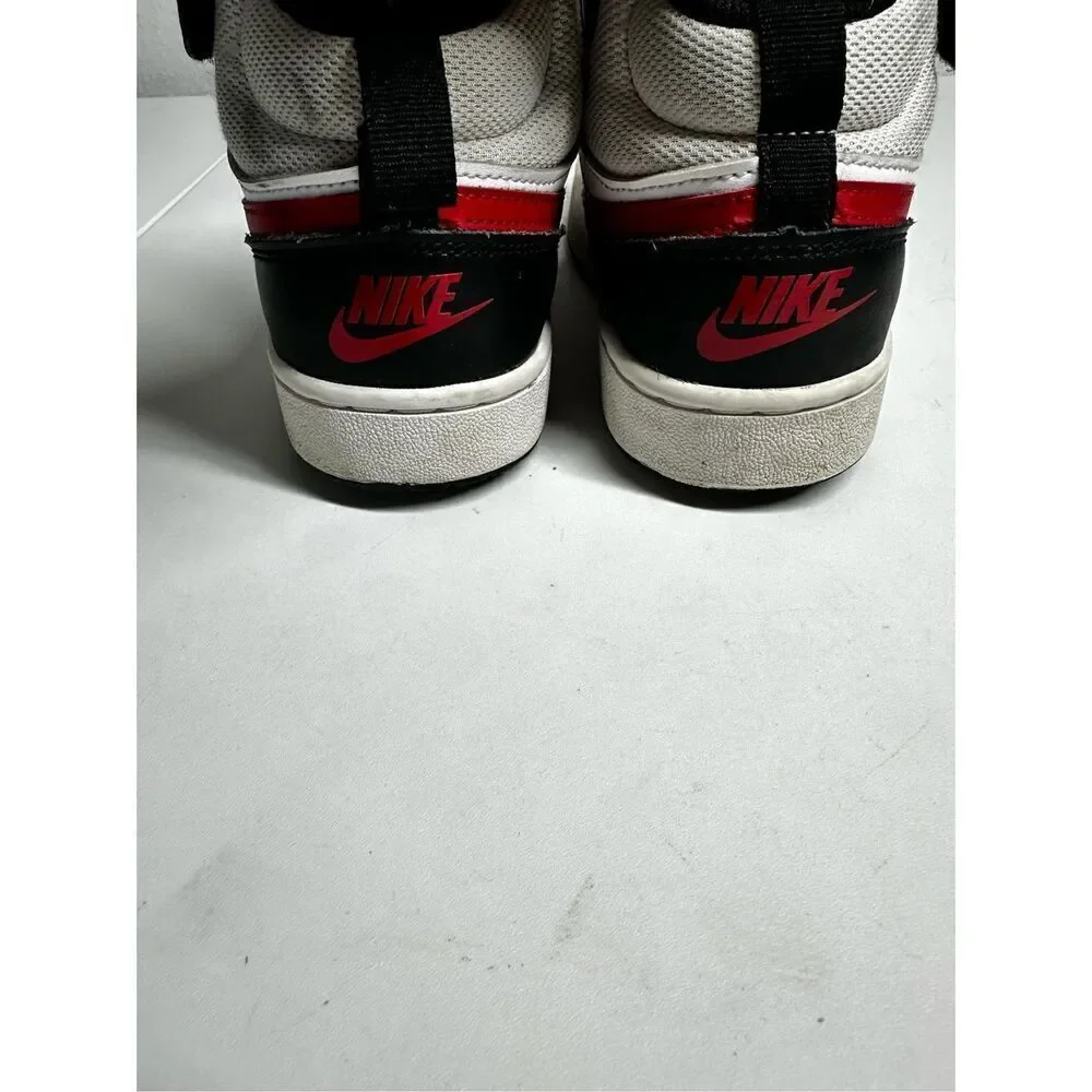 Nike one sneaker